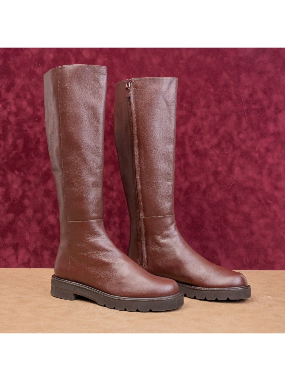 Stuart Weitzman Wmn Mila Lift Brown Leather Classic Riding Zip Knee Boots sz 7.5